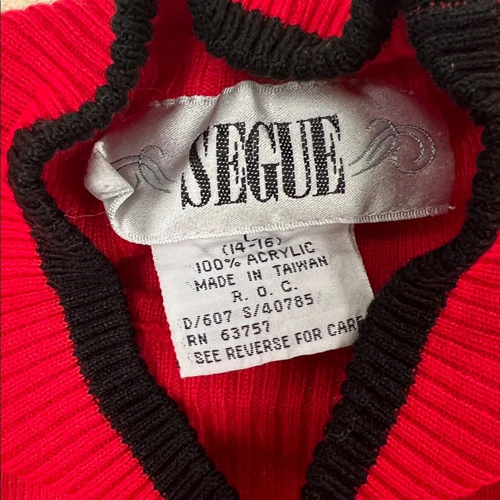 Vintage 80s Segue Red and Black Stripe Mock Neck Relaxed Fit Elegant Sweater 14 - Picture 3 of 7